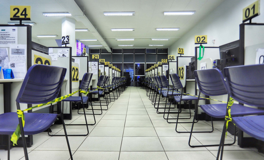 O Governo do Estado divulgou nesta segunda-feira (15) um conjunto de ações que busca ampliar a empregabilidade e a qualificação profissional dos paranaenses nos próximos meses