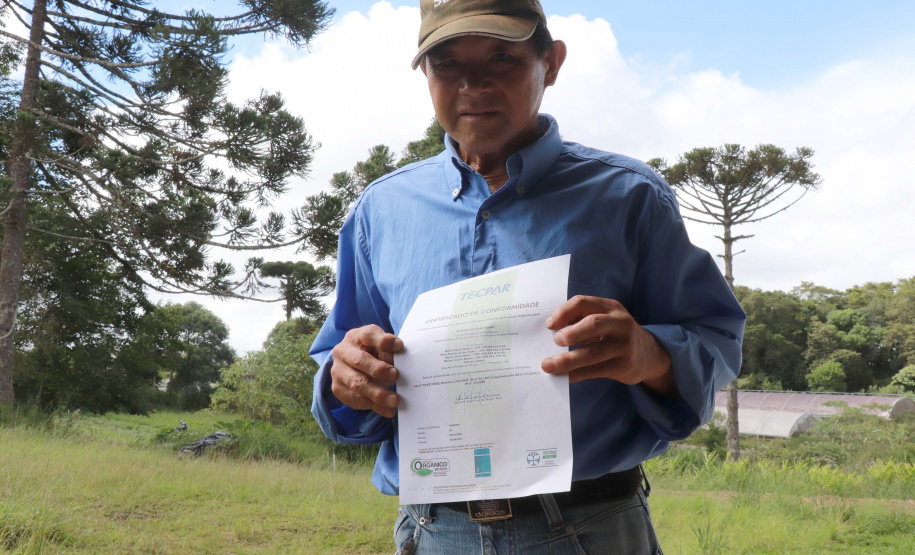 O Instituto de Tecnologia do Paraná já certificou cerca de 700 produtores paranaenses por meio do Paraná Mais Orgânico, desde 2009. O programa do Governo do Estado orienta agricultores familiares interessados em produzir alimentos orgânicos e certifica aqueles que já seguem as técnicas de manejo desta modalidade de produção. Foto: Tecpar