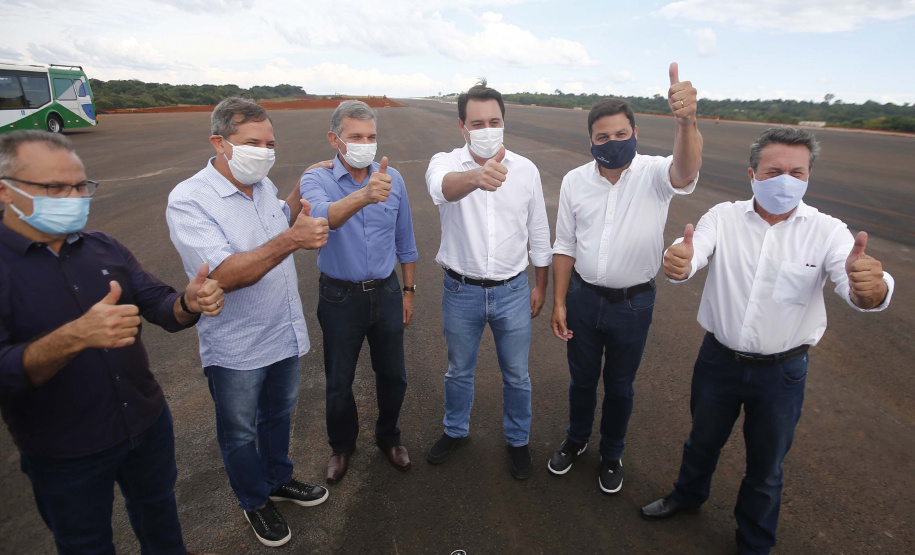 Governador Carlos Massa Ratinho Junior durante uma visita as obras do Aeroporto Internacional de Foz do Iguaçu.