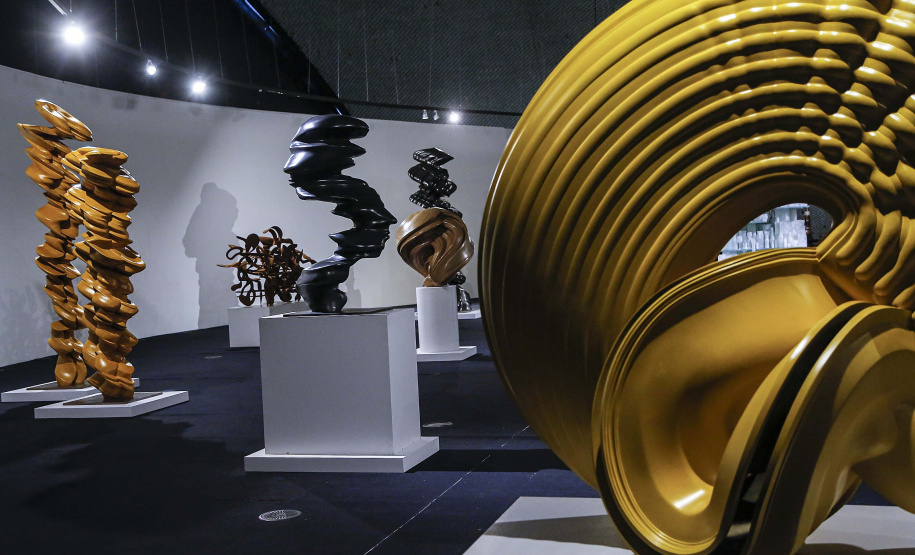 Últimos dias para ver no MON a exposição do britânico Tony Cragg. -Foto : Jonathan Campos / AEN