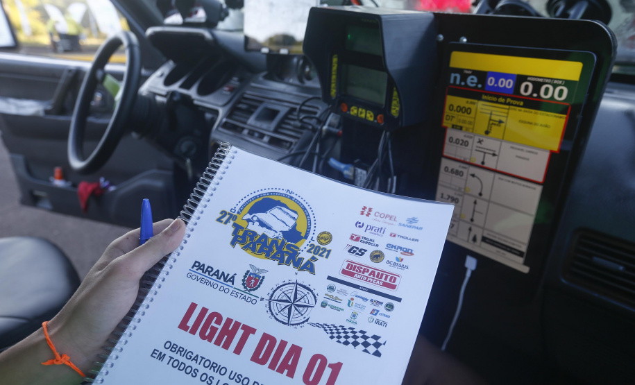 O governador Carlos Massa Ratinho Junior participou nesta quarta-feira (17) da largada oficial do 27º Rally Transparaná, uma das maiores competições off-road da América Latina, no Parque Nacional do Iguaçu, em Foz do Iguaçu.