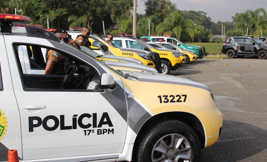 O ministro da Justiça e Segurança Pública, André Mendonça, esteve em São José dos Pinhais, na Região Metropolitana de Curitiba, para conhecer de perto algumas ações da Secretaria da Segurança Pública do Paraná na região. - Curitiba, 18/02/2021 - Foto: Divulgação SESP-PR