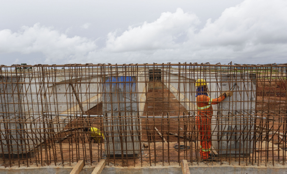 CASTRO - 11-02-2021 - OBRAS PARANÁ - OBRAS DO TREVO DE CESSO A CASTRO - FOTO: JONATHAN CAMPOS / AEN