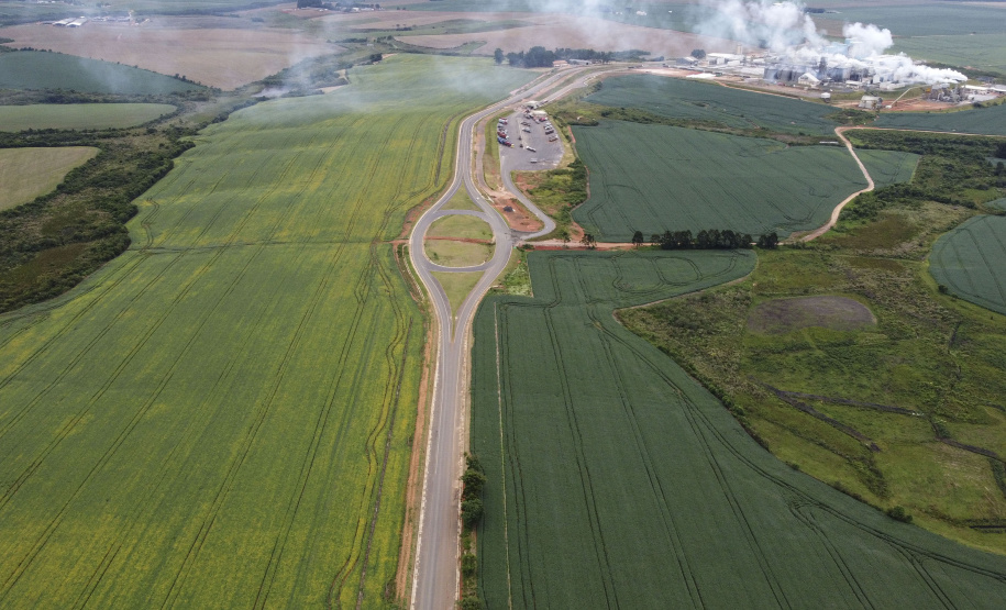 CASTRO - 11-02-2021 - OBRAS PARANÁ - OBRAS DO TREVO DE CESSO A CASTRO - FOTO: JONATHAN CAMPOS / AEN