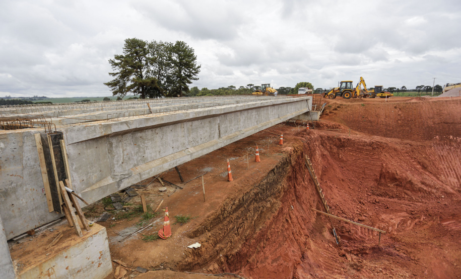 CASTRO - 11-02-2021 - OBRAS PARANÁ - OBRAS DO TREVO DE CESSO A CASTRO - FOTO: JONATHAN CAMPOS / AEN