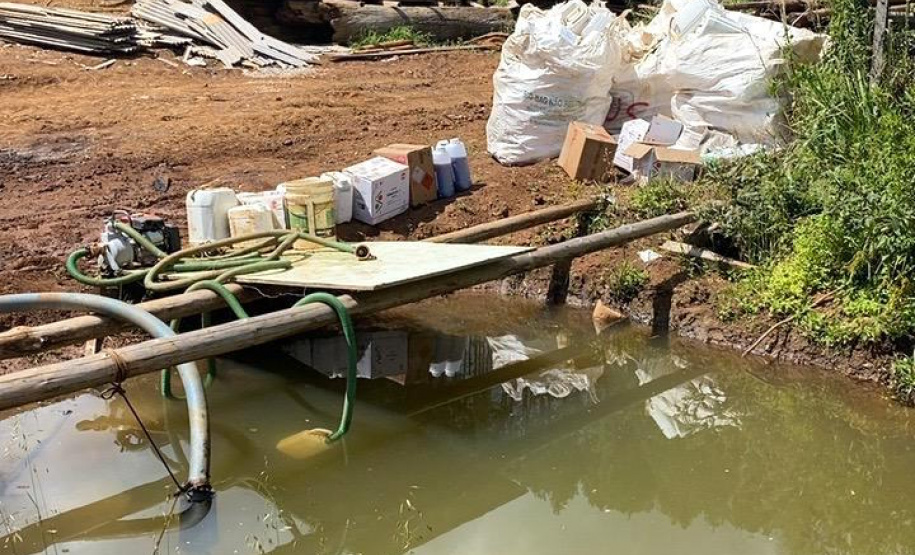 Fiscais do Escritório Regional de União da Vitória do Instituto Água e Terra (IAT) encontraram, nesta sexta-feira (19), diversas irregularidades ambientais em uma propriedade rural de General Carneiro, no extremo Sul do Paraná.  General Carneiro, 19/02/2021  -  Foto: Divulgação SEDEST/IAT
