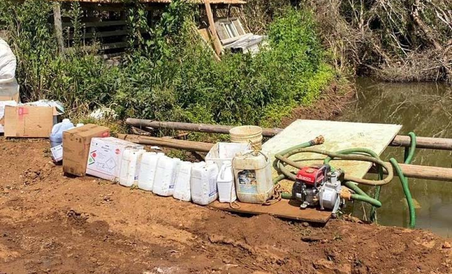 Fiscais do Escritório Regional de União da Vitória do Instituto Água e Terra (IAT) encontraram, nesta sexta-feira (19), diversas irregularidades ambientais em uma propriedade rural de General Carneiro, no extremo Sul do Paraná.  General Carneiro, 19/02/2021  -  Foto: Divulgação SEDEST/IAT