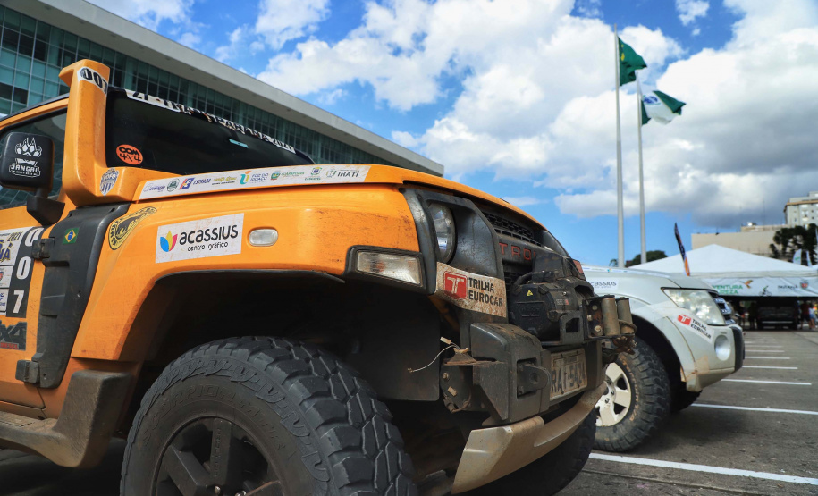 Chegada da 27ª edição do Rallye Transparaná, no Palácio Iguaçu, em Curitiba  -  Curitiba, 20/02/2021  -  Foto: José Fernando Ogura/AEN