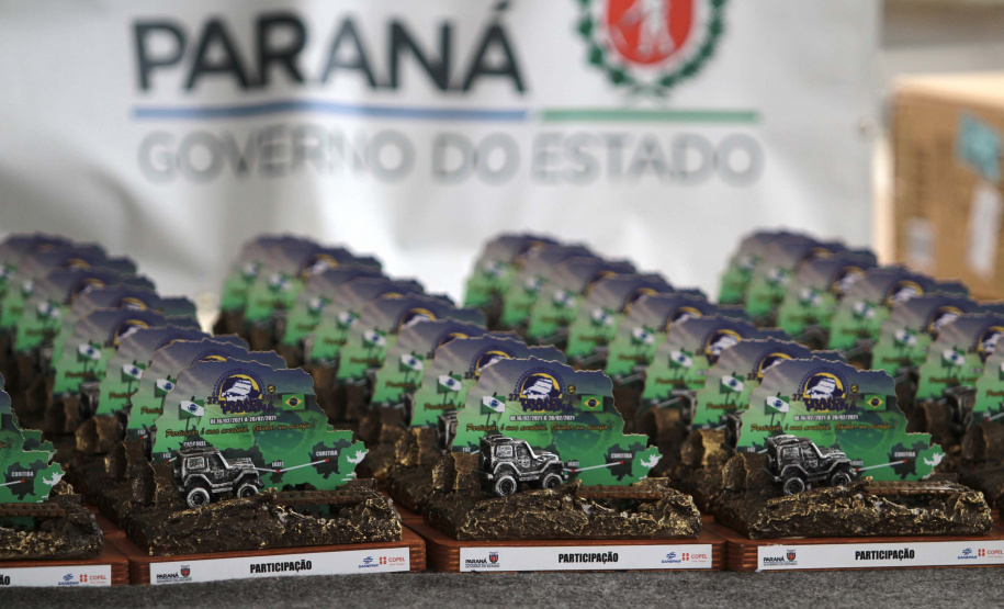 Chegada da 27ª edição do Rallye Transparaná, no Palácio Iguaçu, em Curitiba - Curitiba, 20/02/2021 - Foto: Alessandro Vieira/AEN