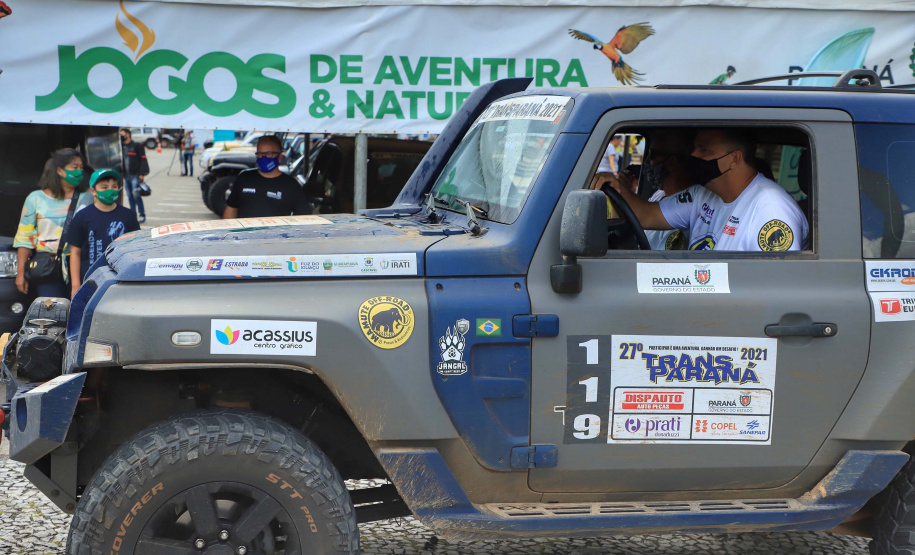 Chegada da 27ª edição do Rallye Transparaná, no Palácio Iguaçu, em Curitiba  -  Curitiba, 20/02/2021  -  Foto: José Fernando Ogura/AEN