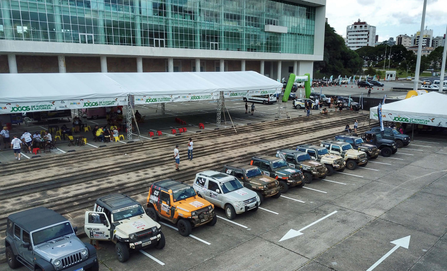 Chegada da 27ª edição do Rallye Transparaná, no Palácio Iguaçu, em Curitiba  -  Curitiba, 20/02/2021  -  Foto: José Fernando Ogura/AEN