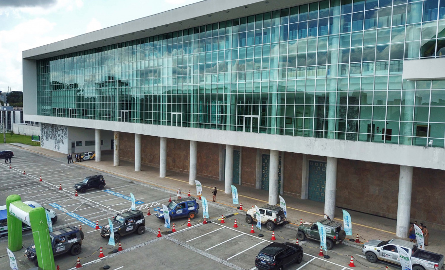 Chegada da 27ª edição do Rallye Transparaná, no Palácio Iguaçu, em Curitiba  -  Curitiba, 20/02/2021  -  Foto: José Fernando Ogura/AEN