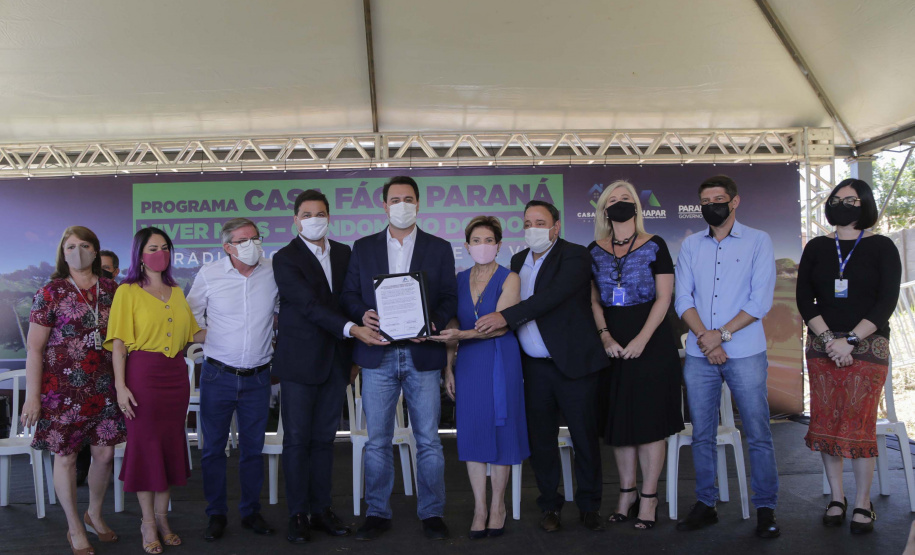 O governador Carlos Massa Ratinho Junior autorizou nesta segunda-feira (22) a ordem de serviço para a construção de um Condomínio do Idoso em Ponta Grossa, nos Campos Gerais.  -  Ponta Grossa, 22/02/2021  -  Foto: Jonathan Campos/AEN