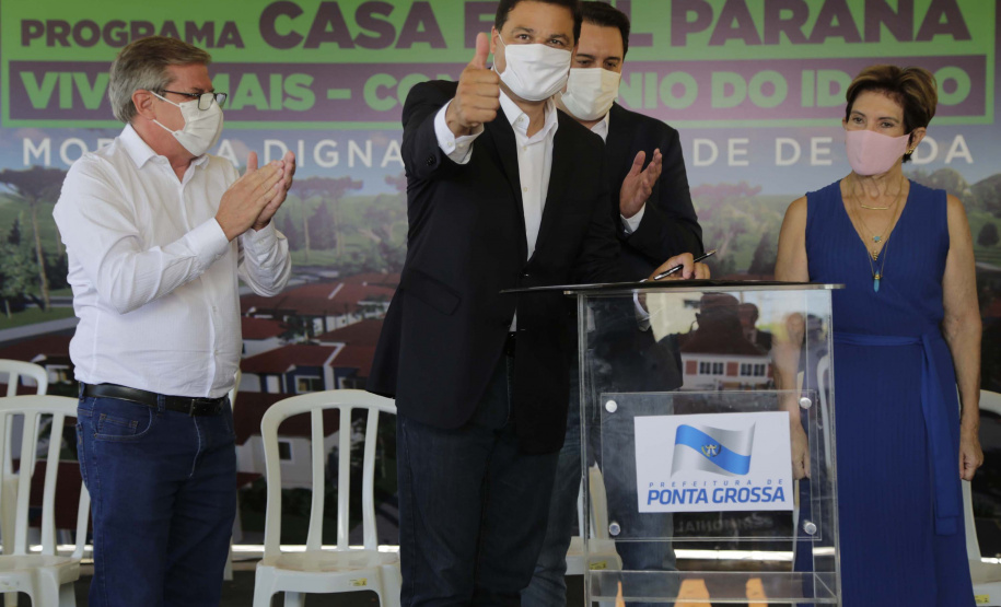 O governador Carlos Massa Ratinho Junior autorizou nesta segunda-feira (22) a ordem de serviço para a construção de um Condomínio do Idoso em Ponta Grossa, nos Campos Gerais.  -  Ponta Grossa, 22/02/2021  -  Foto: Jonathan Campos/AEN