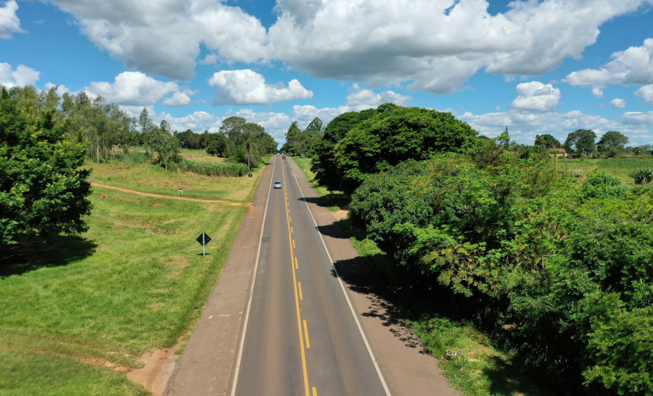 Análise e resultado final foram publicados pelo DER/PR, que também habilitou outros quatro participantes da licitação. Devem ser atendidos 20 segmentos da PR-323, no trecho entre Doutor Camargo e Iporã. Foto: Alessandro Vieira