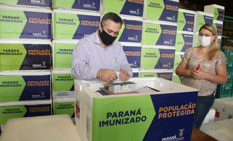 Governo do Paraná Recebe Mais 102.500 Deses da Vacina do Covid-19. Foto: Ari Dias/AEN