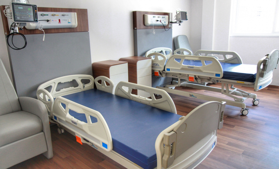 O Governo do Estado colaborou com uma nova ampliação do complexo Erasto Gaertner, em Curitiba. O hospital, referência nacional no atendimento oncológico, inaugurou nesta quarta-feira (24) o Centro de Hematologia e Transplante de Medula Óssea.   -  Curitiba, 24/02/2021  -  Foto: Alessandro Vieira/AEN