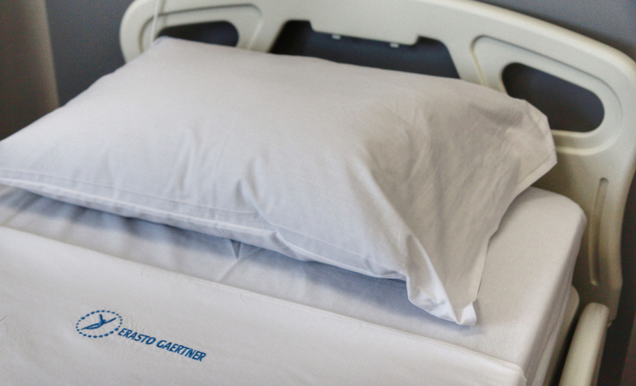 O Governo do Estado colaborou com uma nova ampliação do complexo Erasto Gaertner, em Curitiba. O hospital, referência nacional no atendimento oncológico, inaugurou nesta quarta-feira (24) o Centro de Hematologia e Transplante de Medula Óssea.   -  Curitiba, 24/02/2021  -  Foto: Alessandro Vieira/AEN