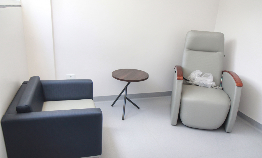 O Governo do Estado colaborou com uma nova ampliação do complexo Erasto Gaertner, em Curitiba. O hospital, referência nacional no atendimento oncológico, inaugurou nesta quarta-feira (24) o Centro de Hematologia e Transplante de Medula Óssea.   -  Curitiba, 24/02/2021  -  Foto: Alessandro Vieira/AEN