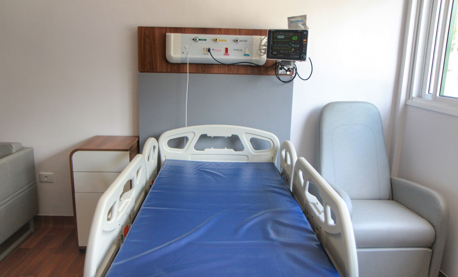 O Governo do Estado colaborou com uma nova ampliação do complexo Erasto Gaertner, em Curitiba. O hospital, referência nacional no atendimento oncológico, inaugurou nesta quarta-feira (24) o Centro de Hematologia e Transplante de Medula Óssea.   -  Curitiba, 24/02/2021  -  Foto: Alessandro Vieira/AEN