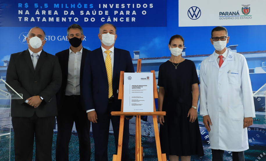 O Governo do Estado colaborou com uma nova ampliação do complexo Erasto Gaertner, em Curitiba. O hospital, referência nacional no atendimento oncológico, inaugurou nesta quarta-feira (24) o Centro de Hematologia e Transplante de Medula Óssea. - Curitiba, 24/02/2021 - Foto: José Fernando Ogura/AEN