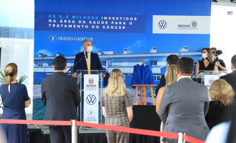 O Governo do Estado colaborou com uma nova ampliação do complexo Erasto Gaertner, em Curitiba. O hospital, referência nacional no atendimento oncológico, inaugurou nesta quarta-feira (24) o Centro de Hematologia e Transplante de Medula Óssea. - Curitiba, 24/02/2021 - Foto: José Fernando Ogura/AEN