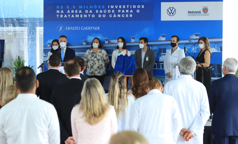 O Governo do Estado colaborou com uma nova ampliação do complexo Erasto Gaertner, em Curitiba. O hospital, referência nacional no atendimento oncológico, inaugurou nesta quarta-feira (24) o Centro de Hematologia e Transplante de Medula Óssea. - Curitiba, 24/02/2021 - Foto: José Fernando Ogura/AEN