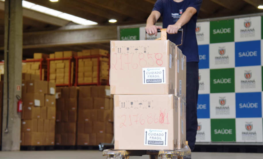 Sesa disponibiliza 113 novos leitos exclusivos Covid-19 em cinco dias e envia equipamentos para hospitais  -  Curitiba, 24/02/2021  -  Foto: Américo Antonio/SESA