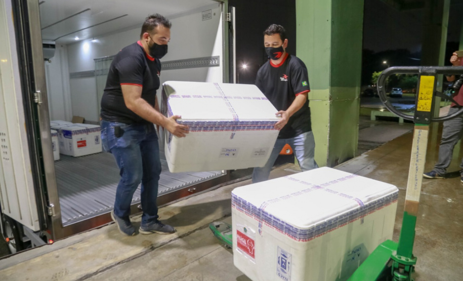 A Secretaria de Estado da Saúde recebeu na noite desta quarta-feira (24) uma remessa com 64.800 doses da vacina CoronaVac/Instituto Butantan  Foto: Valdelino Pontes