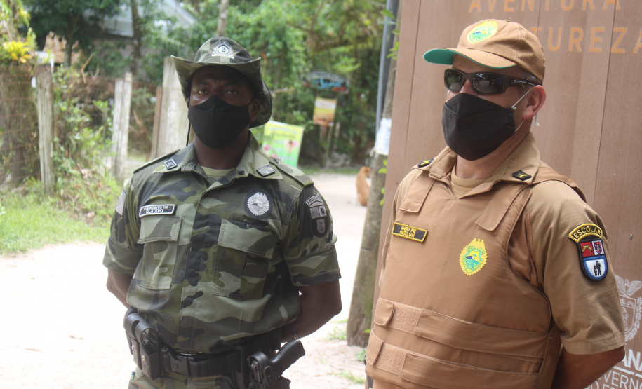 Comerciantes e turistas aprovam policiamento preventivo na Ilha do Mel  -  Curitiba, 24/02/2021  -  Foto: Divulgação PMPR