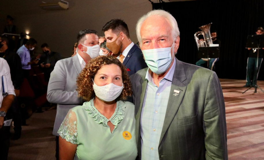 O município de São José dos Pinhais será mais uma cidade-polo da agência do Governo do Estado de promoção e prospecção de novos negócios e investimentos. Termo de cooperação entre a Invest Paraná e o município foi assinado nesta quarta-feira (24).