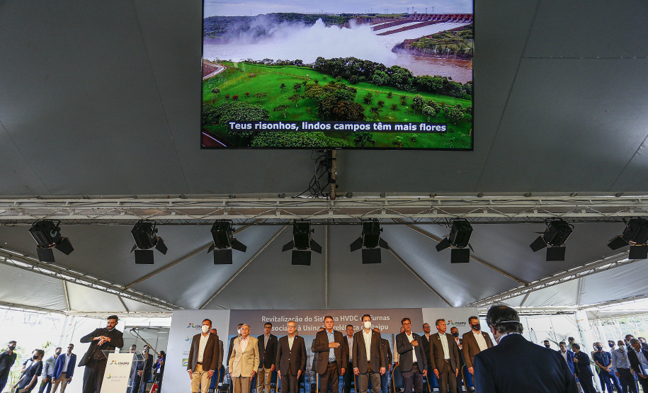 Governador Carlos Massa Ratinho Junior e presidente Jair Bolsonaro participam do evento de lançamento da revitalização do sistema elétrico de alta tensão de Furnas.   -  Foz do Iguaçu, 25/02/2021  - Foto: Jonathan Campos/AEN