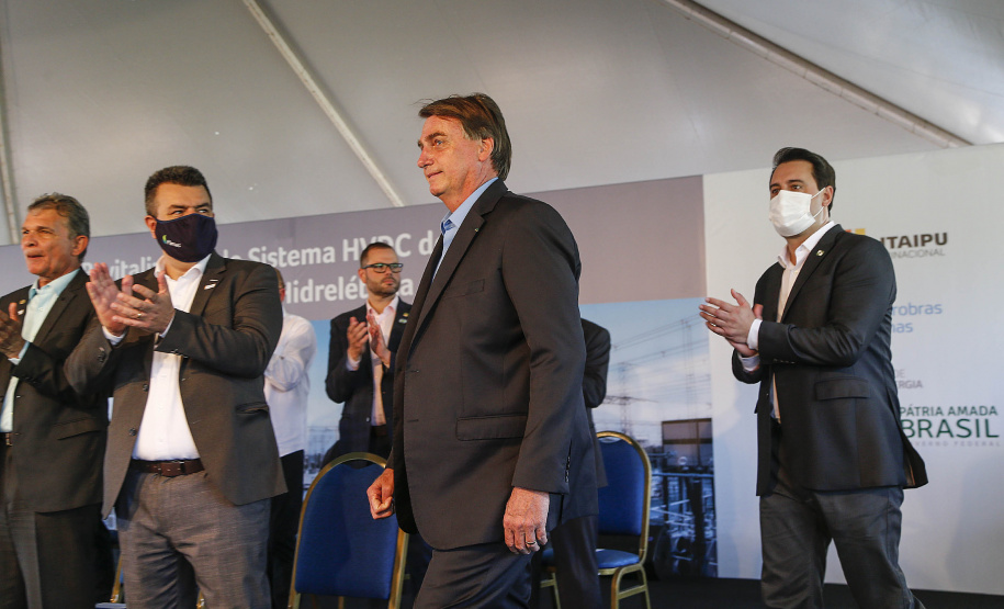 Governador Carlos Massa Ratinho Junior e presidente Jair Bolsonaro participam do evento de lançamento da revitalização do sistema elétrico de alta tensão de Furnas.   -  Foz do Iguaçu, 25/02/2021  - Foto: Jonathan Campos/AEN