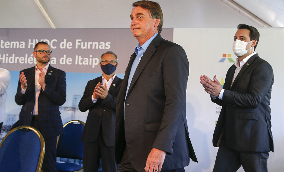 Governador Carlos Massa Ratinho Junior e presidente Jair Bolsonaro participam do evento de lançamento da revitalização do sistema elétrico de alta tensão de Furnas.   -  Foz do Iguaçu, 25/02/2021  - Foto: Jonathan Campos/AEN