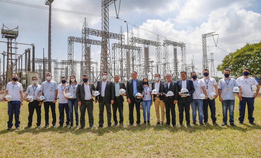 Governador Carlos Massa Ratinho Junior e presidente Jair Bolsonaro participam do evento de lançamento da revitalização do sistema elétrico de alta tensão de Furnas.   -  Foz do Iguaçu, 25/02/2021  - Foto: Jonathan Campos/AEN