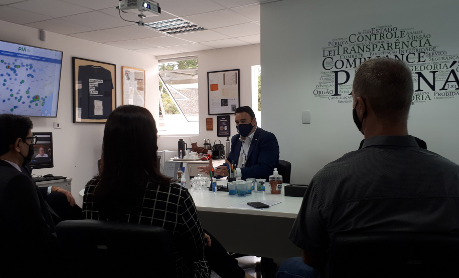 Órgãos se unem para combater fura-filas da prioridade de vacinação. A lista de denúncias de fura-filas que chegaram à Controladoria-Geral do Estado (CGE) é grande, já passa de 500 registros no Paraná, e desafia órgãos de controle. - Curitiba, 25/02/2021 - Foto: Divulgação CGE