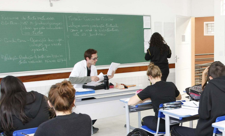 A Secretaria de Estado da Educação e do Esporte (Seed-PR) encerrou o processo de consulta para o Referencial Curricular do Novo Ensino Médio. A consulta esteve disponível entre os dias 3 e 28 de fevereiro no portal Dia a Dia Educação e recebeu 2.231 contribuições de toda a comunidade. - Foto: Divulgação SEED