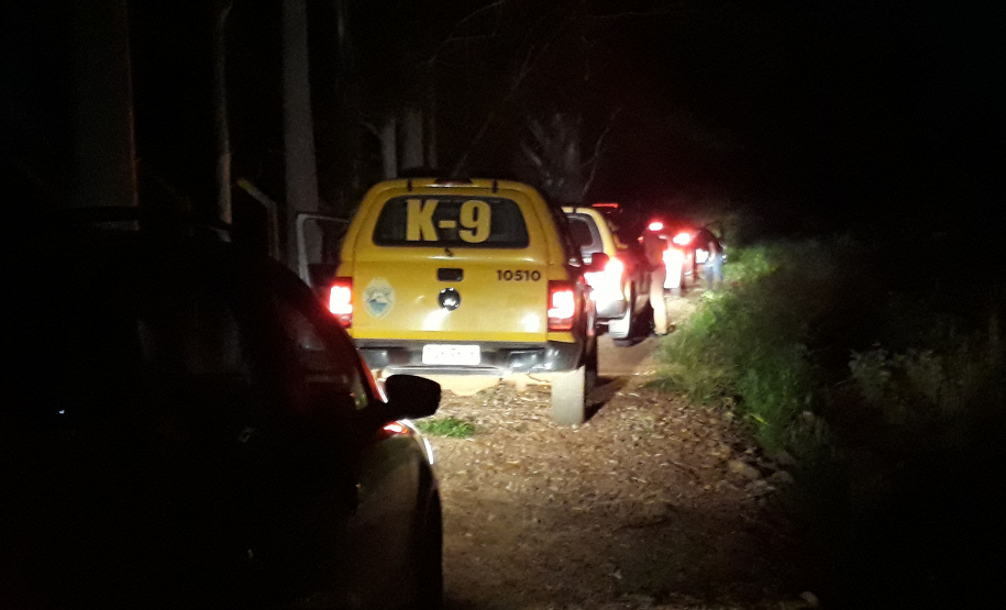 As forças policiais do Paraná fiscalizaram 590 estabelecimentos comerciais e realizaram 143 ações de dispersão de aglomeração nesta segunda-feira (1º), segundo balanço apresentado pela Secretaria de Estado da Segurança Pública. Também foram 34 novas prisões e uma apreensão de adolescente, além de duas armas de fogo, nove equipamentos eletrônicos e nove carros apreendidos/recuperados. - Curitiba, 02/03/2021  -  Foto: Divulgação PMPR