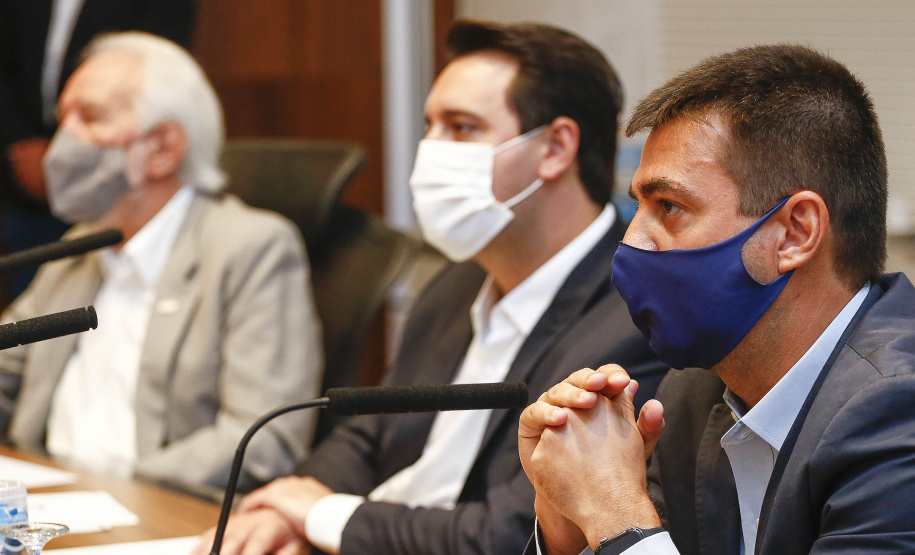 Governador Carlos Massa Ratinho Junior  durante apresentação do Perojeto Aqua Foz  -  Curitiba, 02/03/2021  -  Foto: Jonathan Campos/AEN