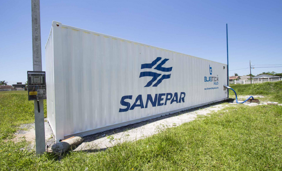 A Companhia de Saneamento do Paraná (Sanepar) fechou a Operação Verão Consciente 2020-2021 com um balanço positivo. De 24 de dezembro de 2020 a 28 de fevereiro de 2021, a empresa foi responsável pela coleta de resíduos da orla em 48 km lineares nas praias de Guaratuba, Matinhos e Pontal do Paraná, no Litoral paranaense. -  Foto: Andre Thiago/Sanepar