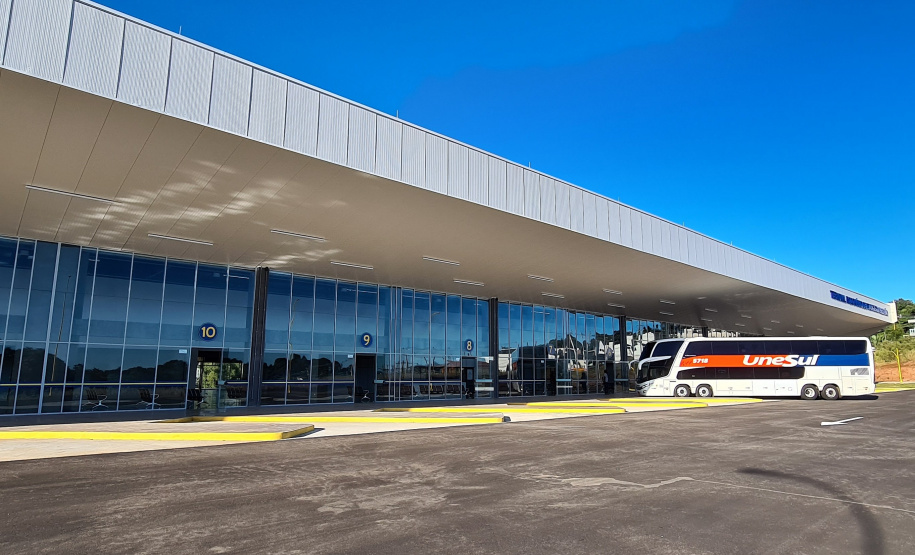 A nova rodoviária de Francisco Beltrão, no Sudoeste do Paraná, começou a funcionar oficialmente no último domingo (28). Foto: Gelson Corazza/Prefeitura de Francisco Beltrão