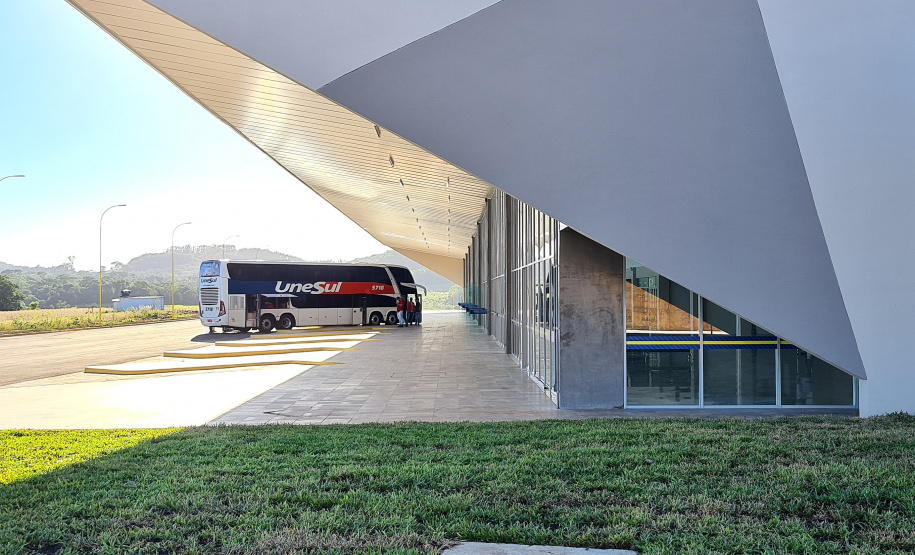 A nova rodoviária de Francisco Beltrão, no Sudoeste do Paraná, começou a funcionar oficialmente no último domingo (28). Foto: Gelson Corazza/Prefeitura de Francisco Beltrão