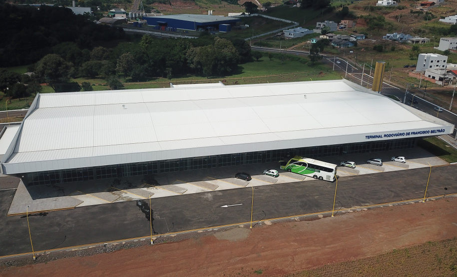 A nova rodoviária de Francisco Beltrão, no Sudoeste do Paraná, começou a funcionar oficialmente no último domingo (28). Foto: Gelson Corazza/Prefeitura de Francisco Beltrão