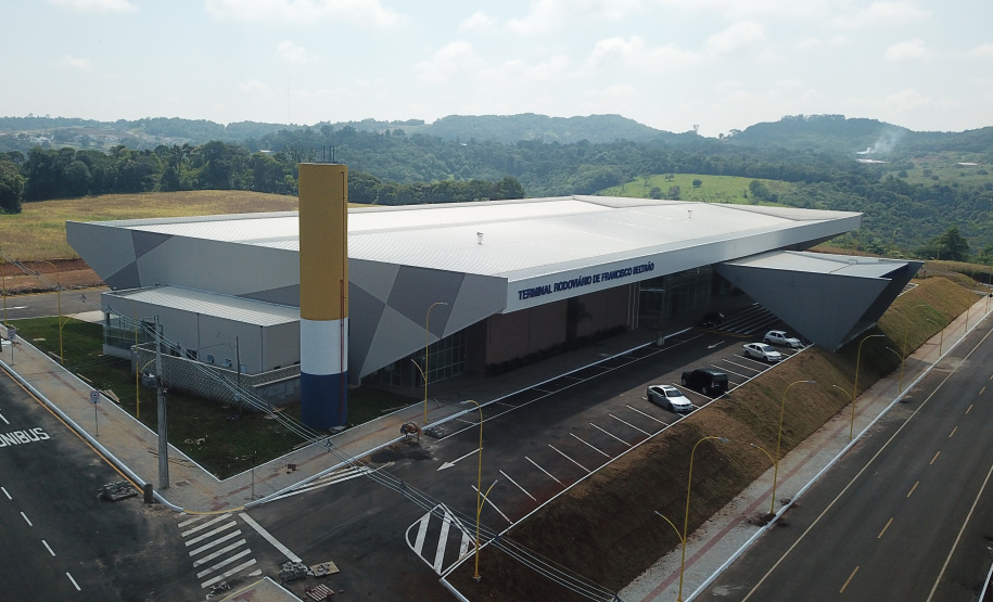 A nova rodoviária de Francisco Beltrão, no Sudoeste do Paraná, começou a funcionar oficialmente no último domingo (28). Foto: Gelson Corazza/Prefeitura de Francisco Beltrão