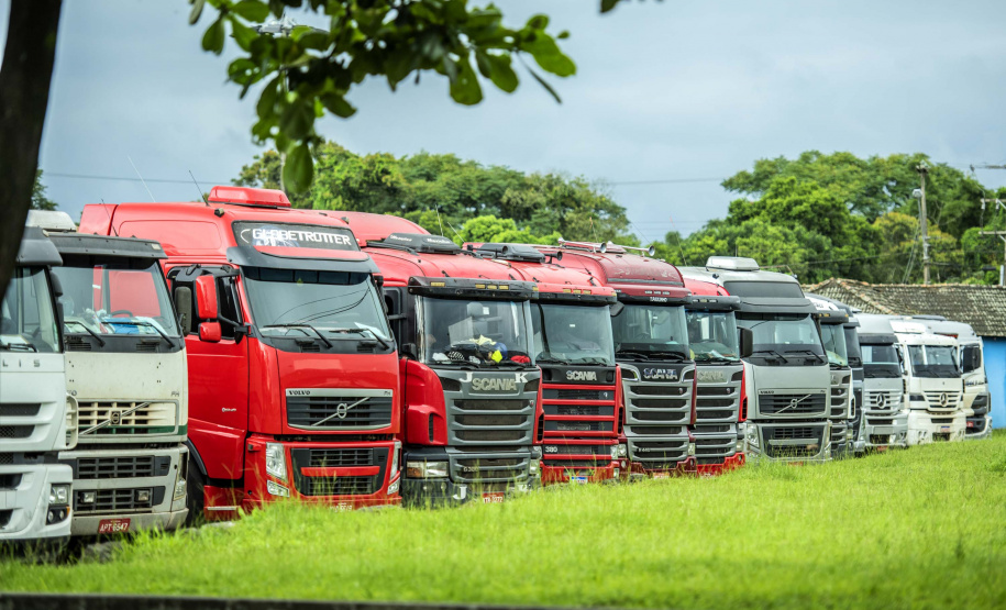 Medida altera o decreto 6.983/2021, publicado na semana passada. Objetivo é facilitar a situação de caminhoneiros e viajantes. Foto: Claudio Neves/Portos do Paraná