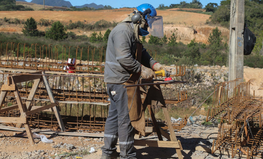 Construção da Barragem do Miringuava -- São José dos Pinhais   28/05/2020 - Foto: Geraldo Bubniak/AEN