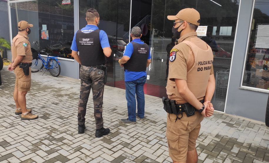 Em oito dias de operação especial e estratégica promovida pela Secretaria de Estado da Segurança Pública, 4.682 estabelecimentos comerciais foram fiscalizados no Paraná, sendo que 199 deles foram interditados e 209 multados. - Curitiba, 07/03/2021  -  Foto: Divulgação SESP-PR