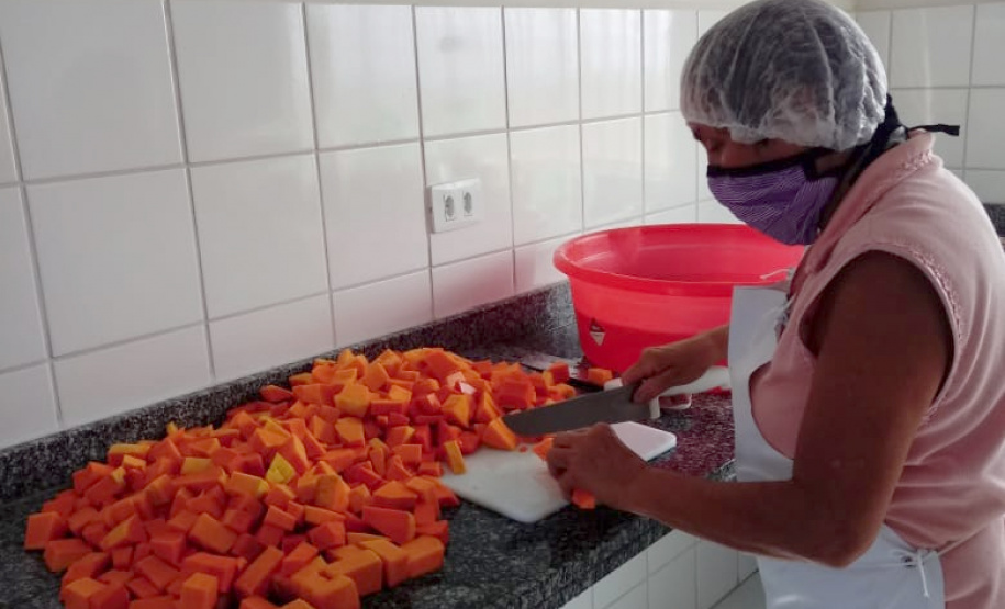 De cada três agricultores que participaram do Compra Direta Paraná em 2020, uma é mulher. Foto:Regiane Aparecida Moura da Silva/Arquivo pessoal
