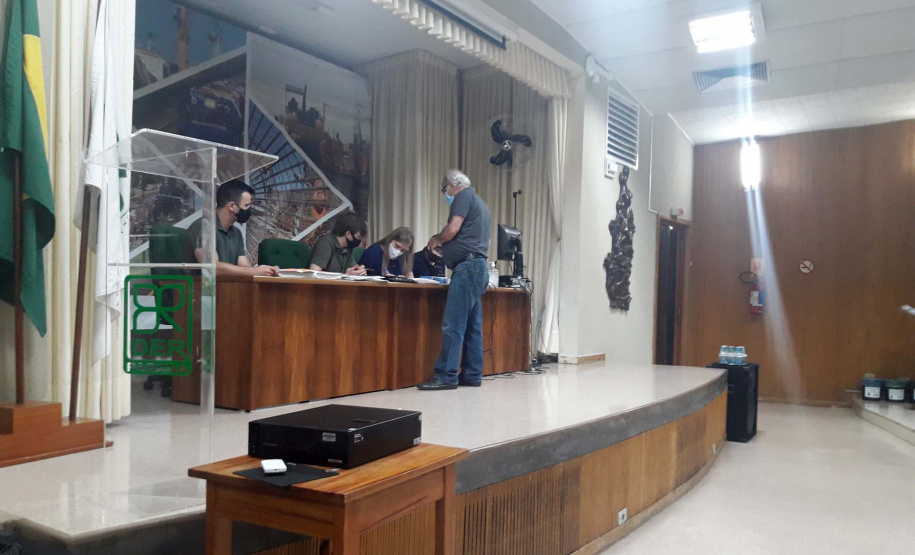 DER abre envelopes da licitação das terceiras faixas da PR-092 Foto:DER