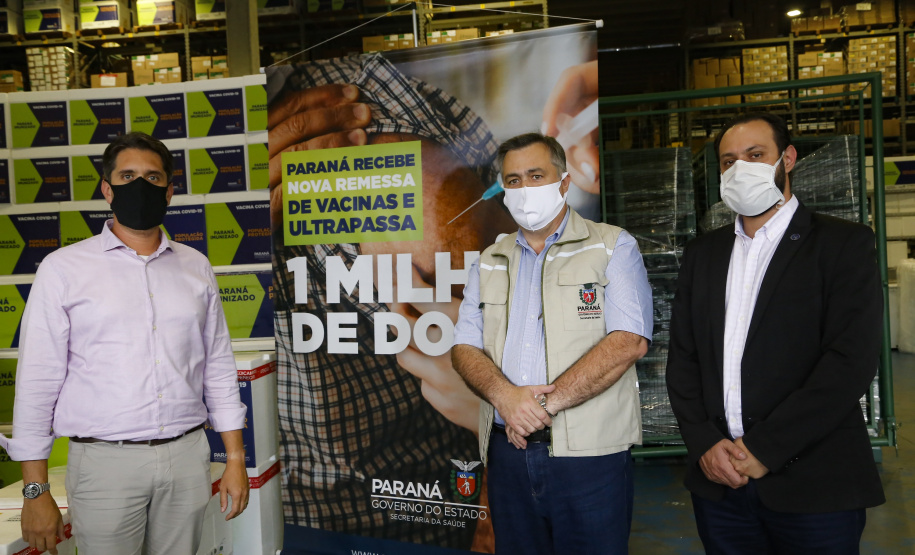 Paraná distribui novo lote e começa a vacinar idosos com mais de 75 anos.
Foto Gilson Abreu/AEN